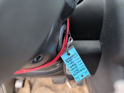 Used 2009 Nissan Rogue SL w/ Premium Pkg FWD image 19