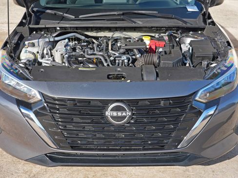Used 2025 Nissan Sentra S FWD image 7