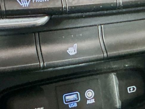 Used 2019 Hyundai Santa Fe Limited image 21