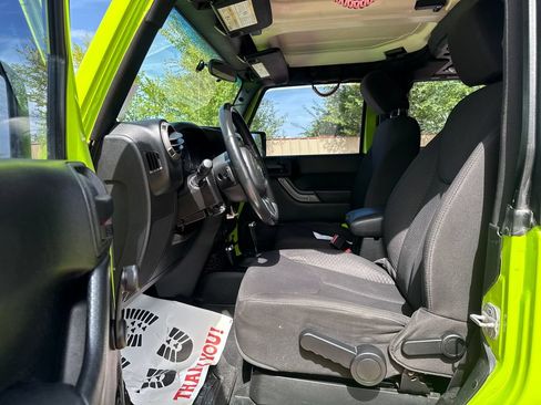 Used 2013 Jeep Wrangler Sport w/ Connectivity Group AWD/4WD image 13
