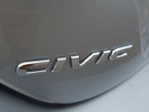 Used 2019 Honda Civic Sport image 29