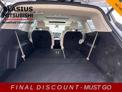 Used 2022 Buick Enclave Avenir image 41