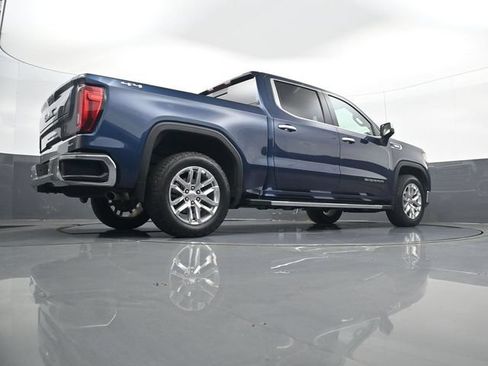 Used 2021 GMC Sierra 1500 SLT w/ SLT Premium Plus Package AWD/4WD image 25