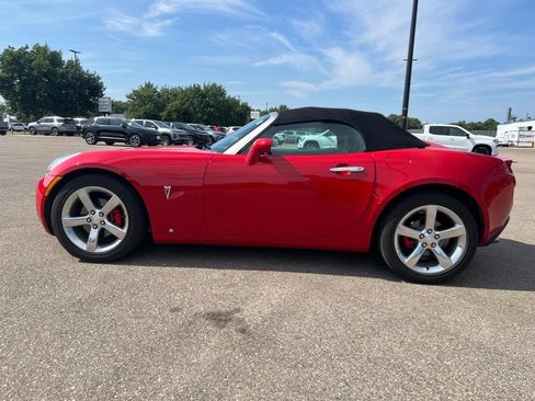 Used 2007 Pontiac Solstice GXP w/ Premium Package RWD image 11