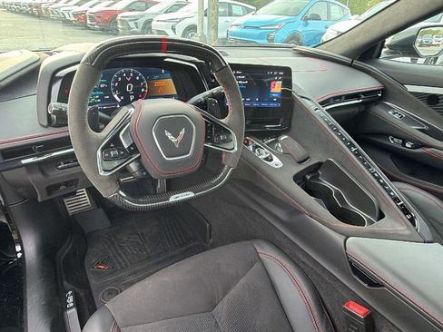 Used 2025 Chevrolet Corvette Z06 w/ Stealth Interior Trim Package RWD image 18
