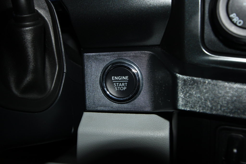 Used 2024 Ford F250 Limited w/ FX4 Off-Road Package AWD/4WD image 14