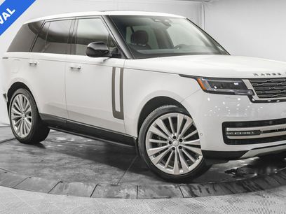 Used 2025 Land Rover Range Rover SE