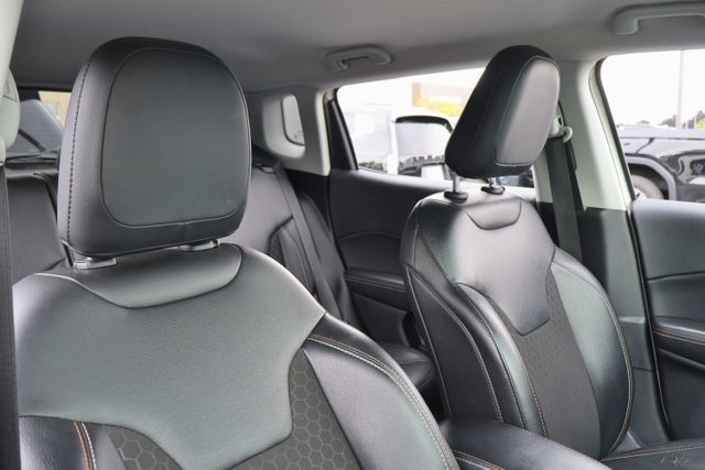 Used 2021 Jeep Compass Latitude w/ Convenience Group AWD/4WD image 15