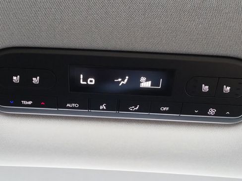 Used 2026 Hyundai Palisade Limited AWD/4WD image 34