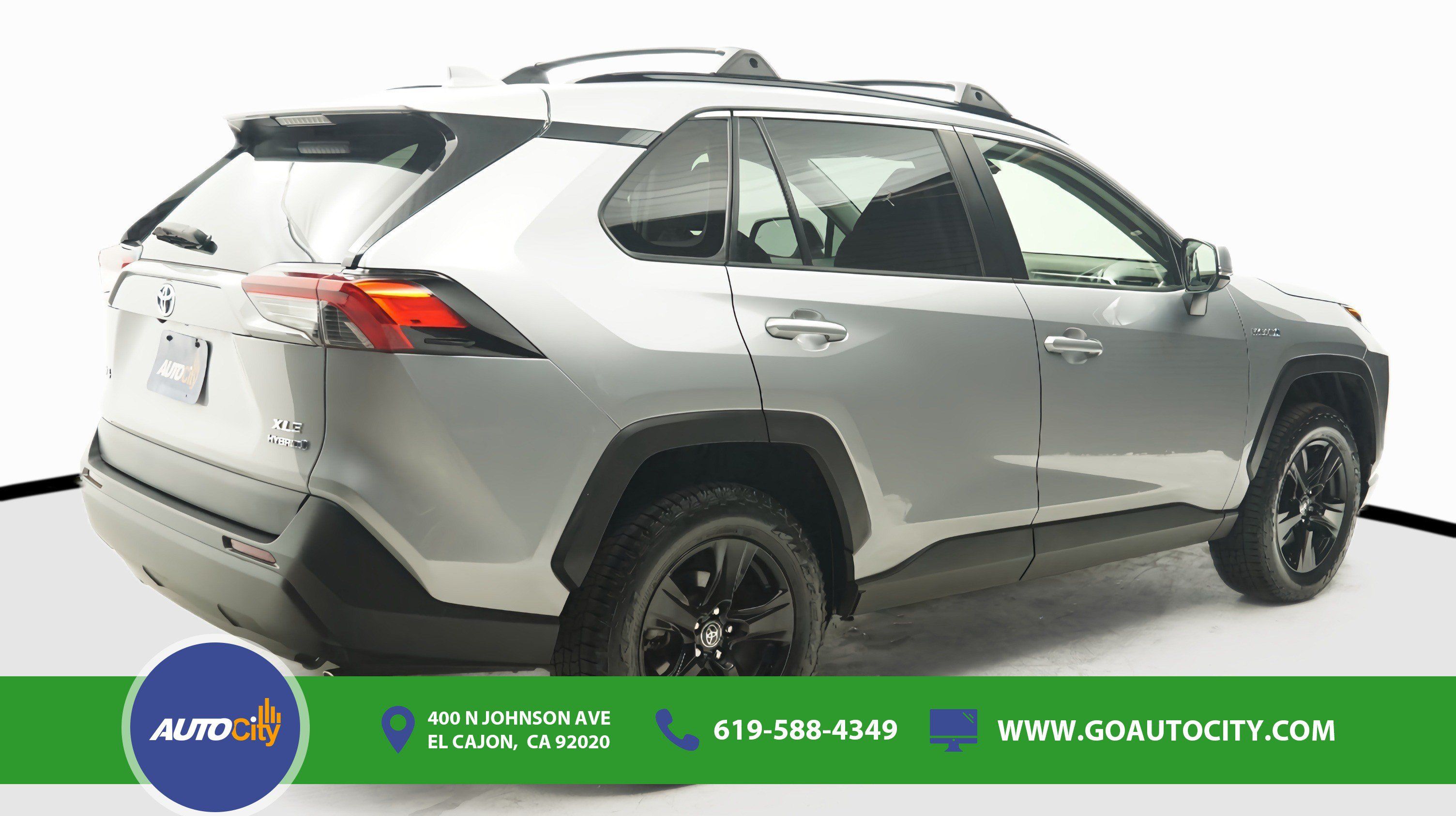 Used 2020 Toyota RAV4 XLE w/ Convenience Package AWD/4WD image 6