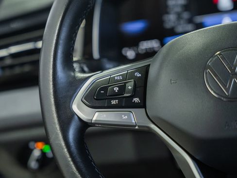 Used 2025 Volkswagen Jetta SE FWD image 25