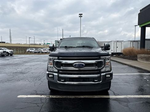 Used 2021 Ford F250 XLT w/ XLT Premium Package image 3