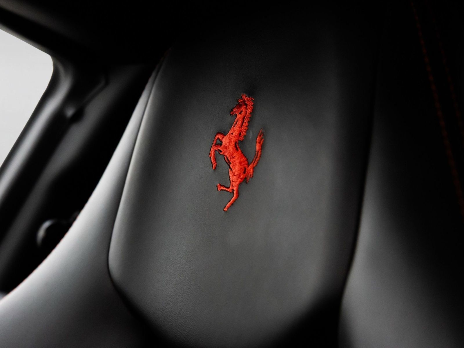 Used 2012 Ferrari 458 Italia Coupe RWD image 31