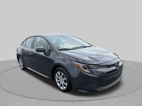 Used 2026 Toyota Corolla LE FWD image 12