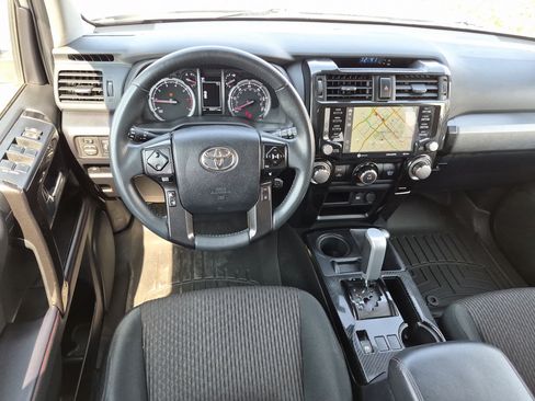 Used 2021 Toyota 4Runner TRD Off-Road AWD/4WD image 30