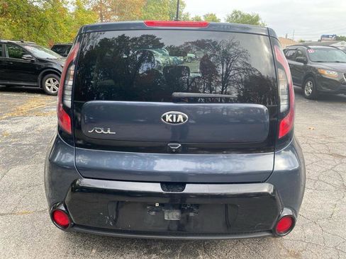 Used 2016 Kia Soul + image 3