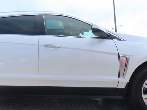 Used 2016 Cadillac SRX Luxury w/ Driver Awareness Package FWD image 21