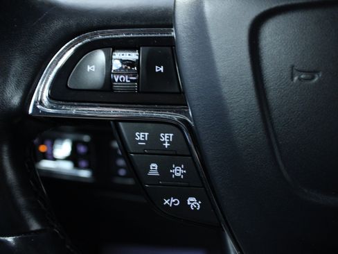 Used 2024 Lincoln Navigator L 4WD image 21