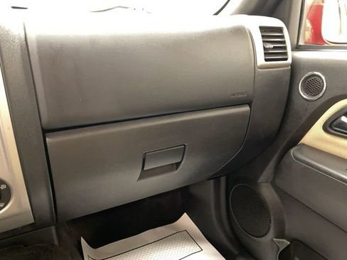 Used 2010 Chevrolet Colorado LT image 22