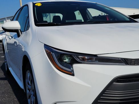 Certified 2024 Toyota Corolla LE image 7