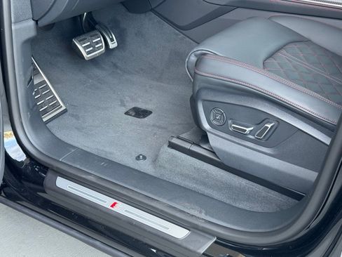 New 2026 Audi Q8 Prestige image 21