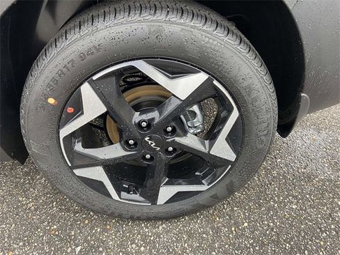 New 2026 Kia Seltos EX image 7