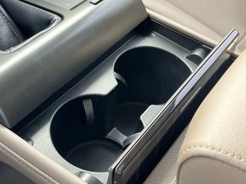 Certified 2023 Lexus GX 460 Premium AWD/4WD image 40