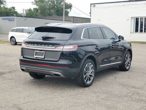 Certified 2023 Lincoln Nautilus Reserve AWD/4WD image 6