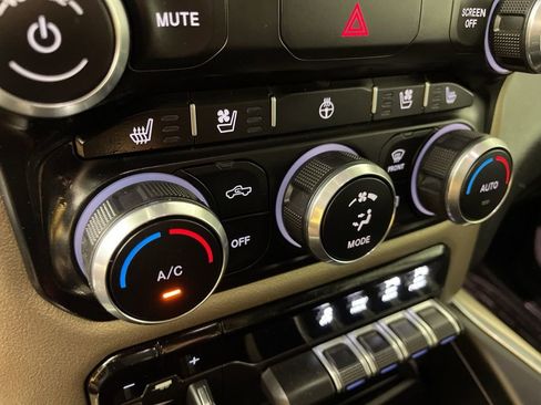 Used 2022 RAM 1500 Laramie image 33