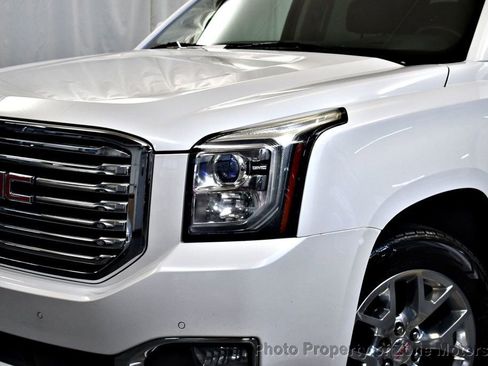 Used 2016 GMC Yukon SLT w/ Open Road Package image 3