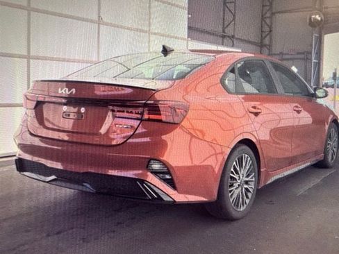 Used 2023 Kia Forte GT-Line w/ GT-Line Premium Package FWD image 6