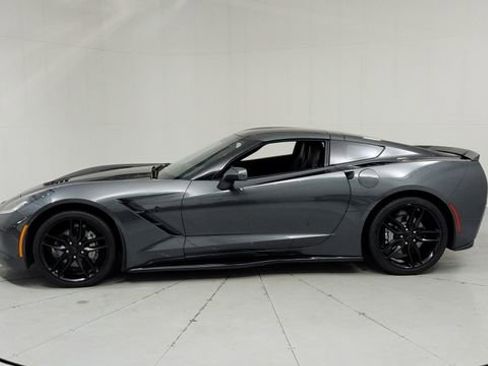 Used 2019 Chevrolet Corvette Stingray Coupe w/ 1LT image 2