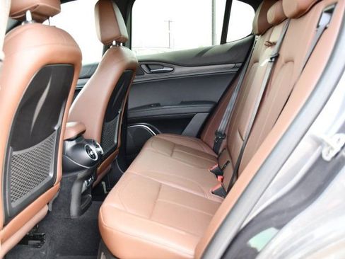 Used 2022 Alfa Romeo Stelvio Ti image 24