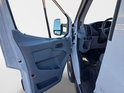 Used 2019 Ford Transit 350 XL image 24