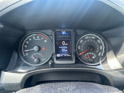 Used 2021 Toyota Tacoma SR w/ SR Convenience Package RWD image 10