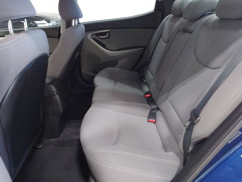 Used 2015 Hyundai Elantra SE FWD image 24