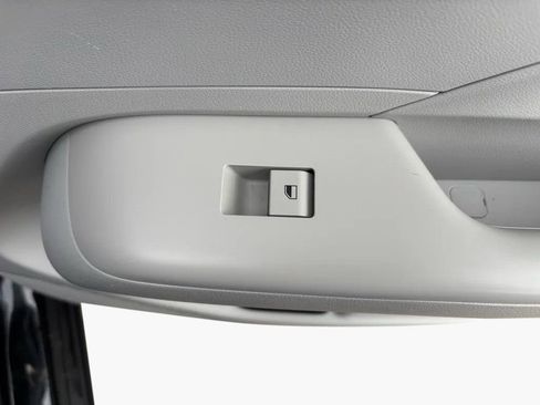 Used 2024 Hyundai Kona SEL w/ Convenience Package image 24