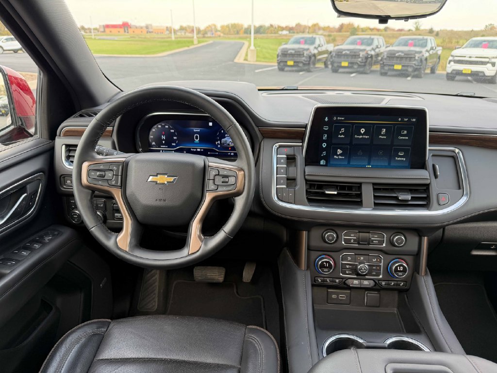 Used 2024 Chevrolet Tahoe High Country AWD/4WD image 30