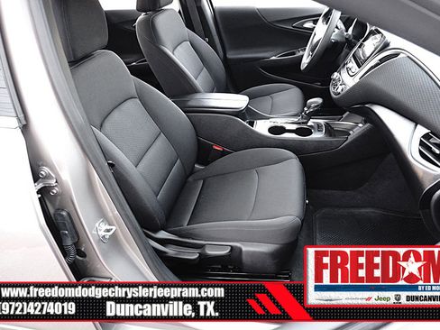 Used 2024 Chevrolet Malibu LT image 15