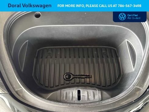 Used 2021 Tesla Model 3 Standard Range Plus image 12