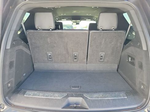 Certified 2023 Cadillac Escalade Luxury RWD image 12