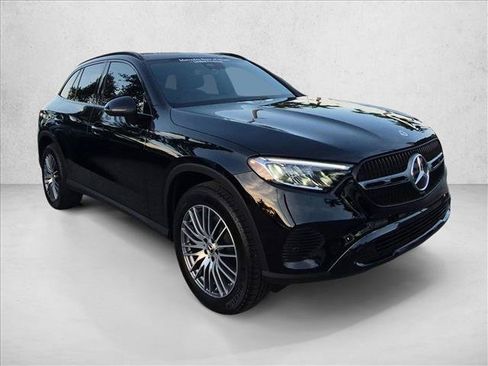 Certified 2026 Mercedes-Benz GLC 300 image 3