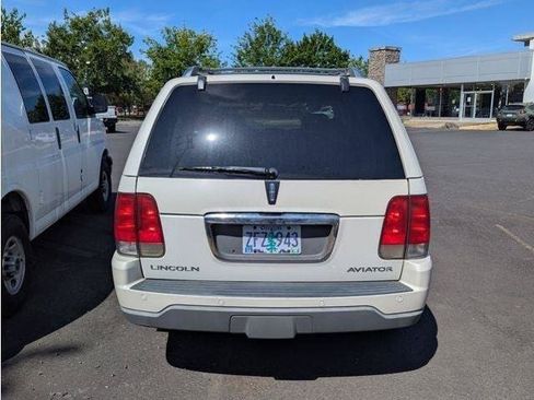 Used 2003 Lincoln Aviator AWD image 17