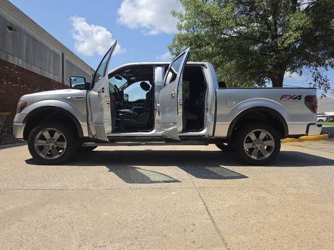 Used 2013 Ford F150 FX4 w/ Luxury Equipment Group AWD/4WD image 6