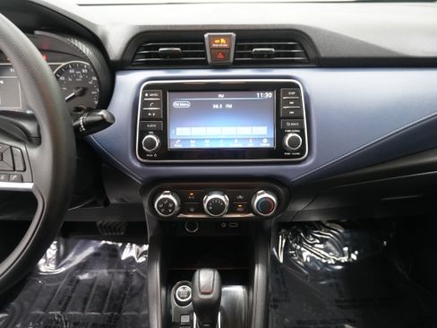 Used 2023 Nissan Versa SV FWD image 18