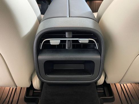 Used 2026 Mercedes-Benz E 350 4MATIC Sedan image 28