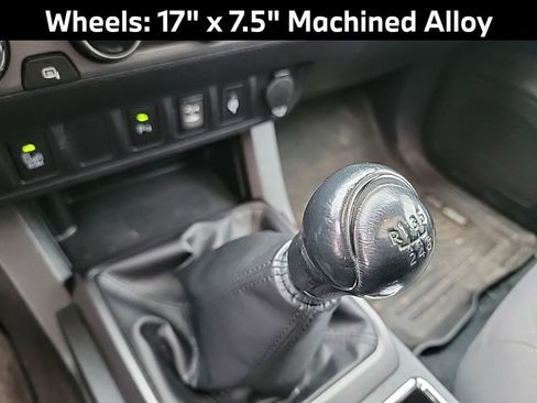 Used 2016 Toyota Tacoma TRD Sport image 15