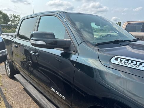 Used 2019 RAM 1500 Big Horn AWD/4WD image 7