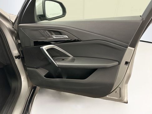 Used 2025 BMW X1 xDrive28i image 34