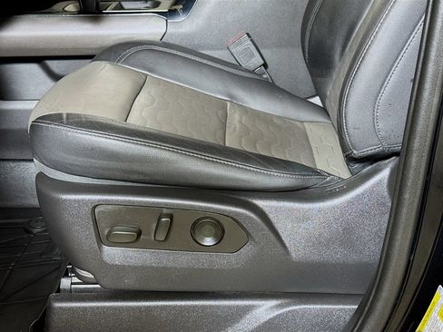 Used 2023 Chevrolet Silverado 1500 ZR2 AWD/4WD image 18